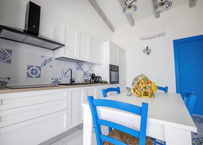 Etoiles ג'ויה טאורו